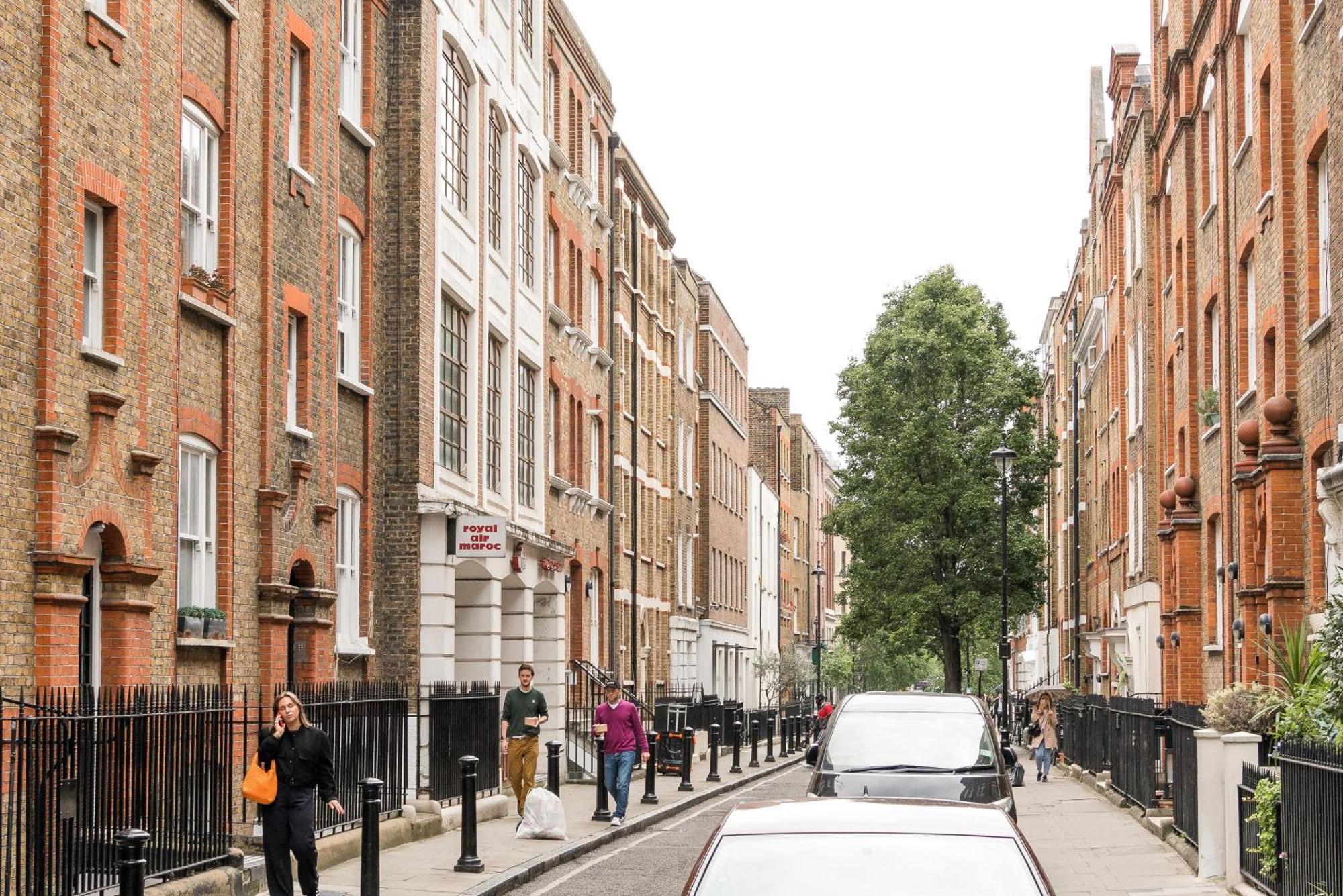 New Sleek 2bd Flat Oxford Street/soho/fitzrovia London