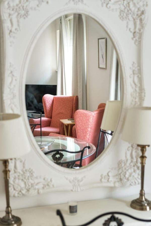 New Sleek 2bd Flat Oxford Street/soho/fitzrovia London