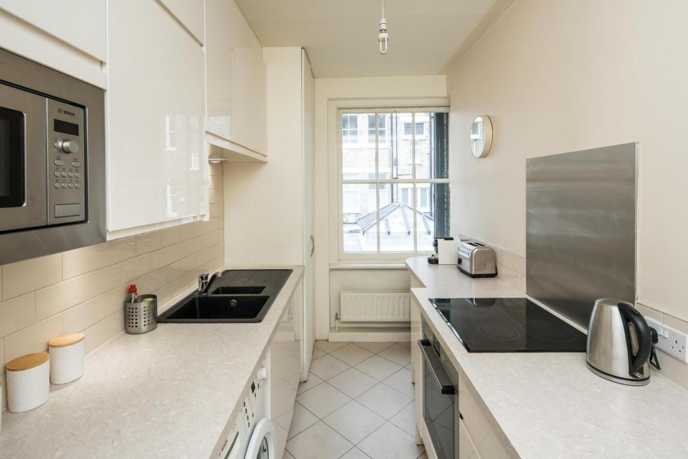 Apartment New Sleek 2bd Flat Oxford Street/soho/fitzrovia London
